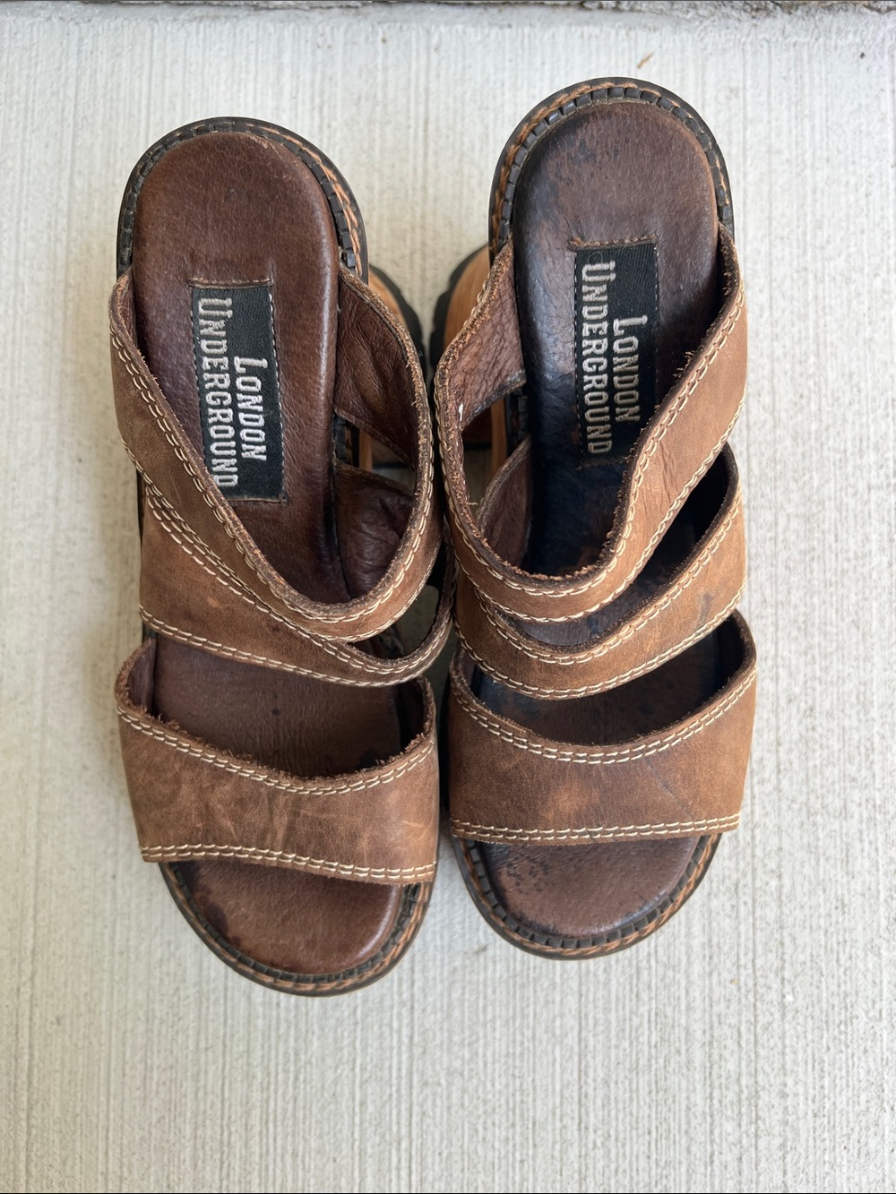 London Underground Y2K Vintage Brown Leather Strappy platform Wooden Sandals - Picture 3 of 13